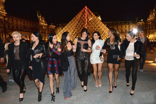 a celebrity bachelorette party in paris including the kardashians